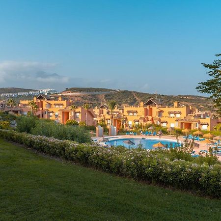 Beautiful 2-Bed Apartment In Casares Costa Баия-де-Касарес Экстерьер фото